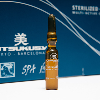 Sterile Ampullen mit Hyaluronsäure - Multi Active Complex Repair Serum von Utsukusy Cosmetics